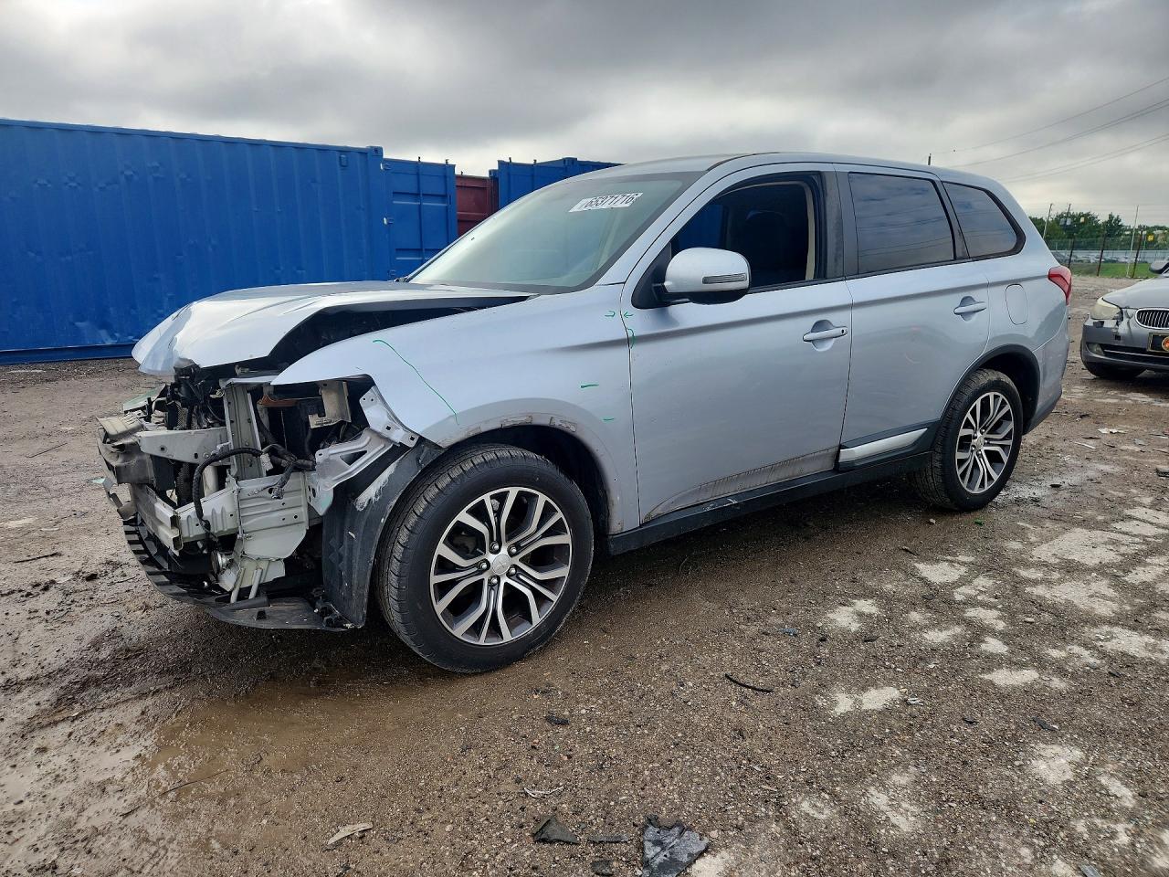 2017 MITSUBISHI OUTLANDER SE