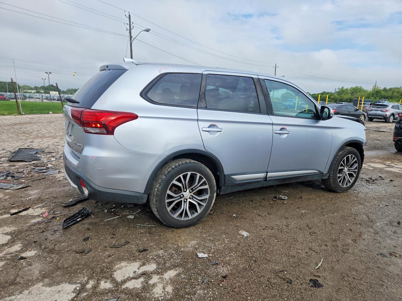 2017 MITSUBISHI OUTLANDER SE — снимка 3