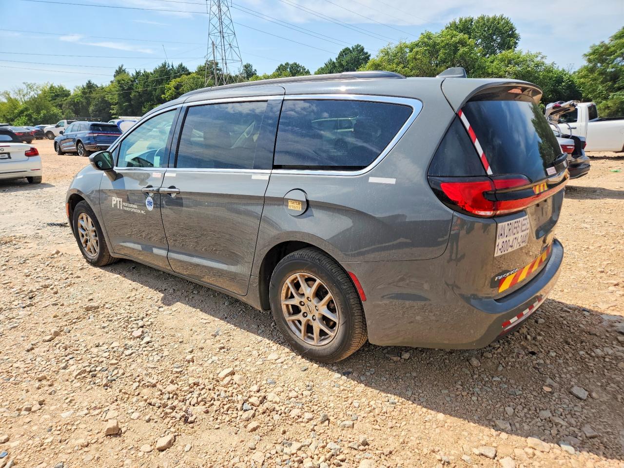 2022 CHRYSLER PACIFICA TOURING L — снимка 2