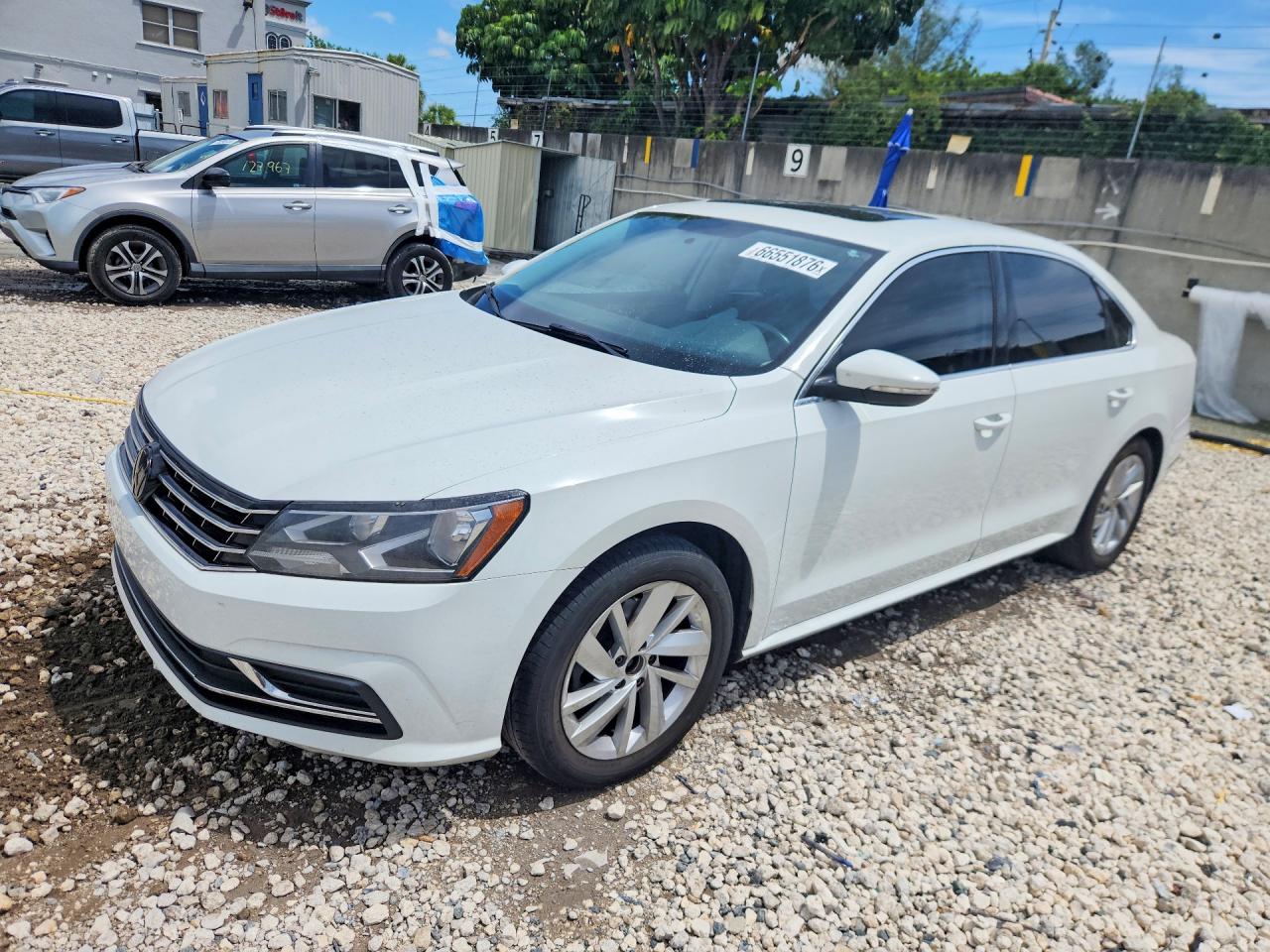 2018 VOLKSWAGEN PASSAT SE