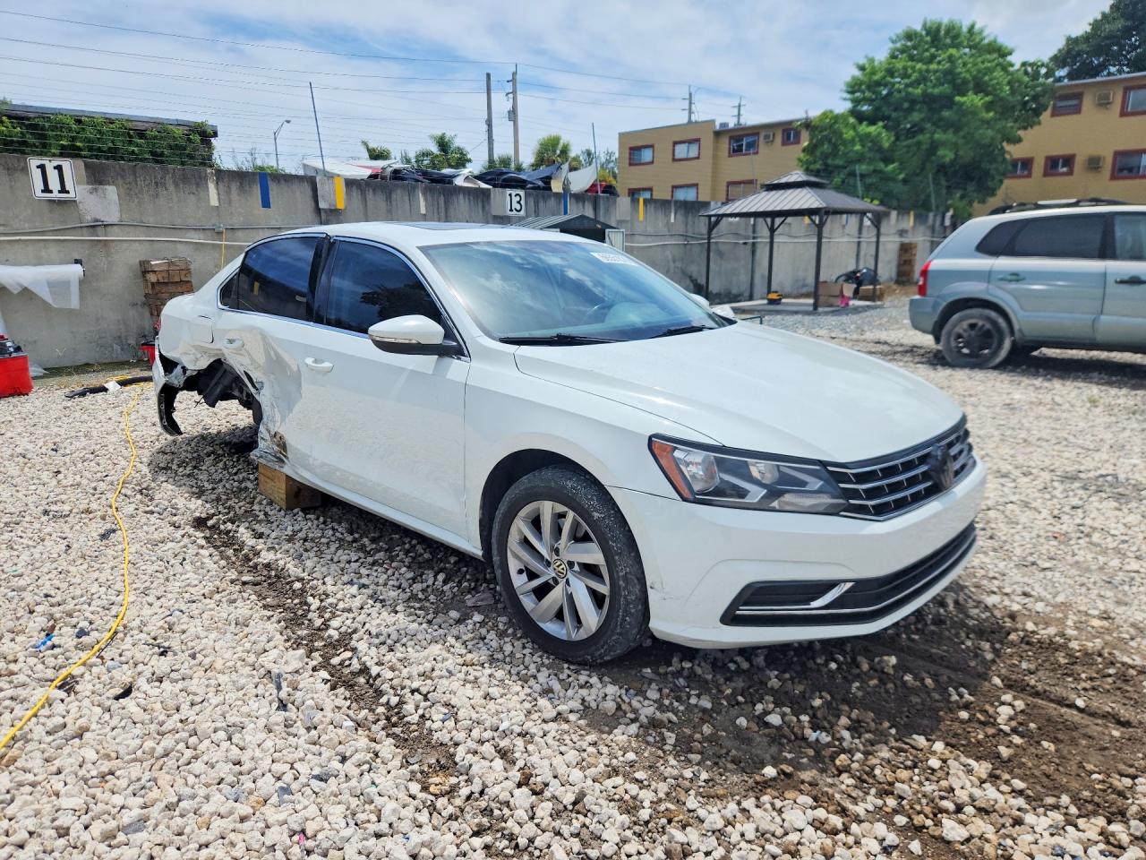 2018 VOLKSWAGEN PASSAT SE — снимка 4