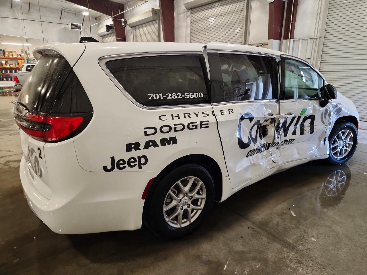 2026 CHRYSLER PACIFICA SELECT — снимка 3