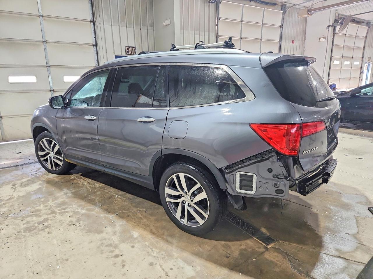 2017 HONDA PILOT TOURING — снимка 2