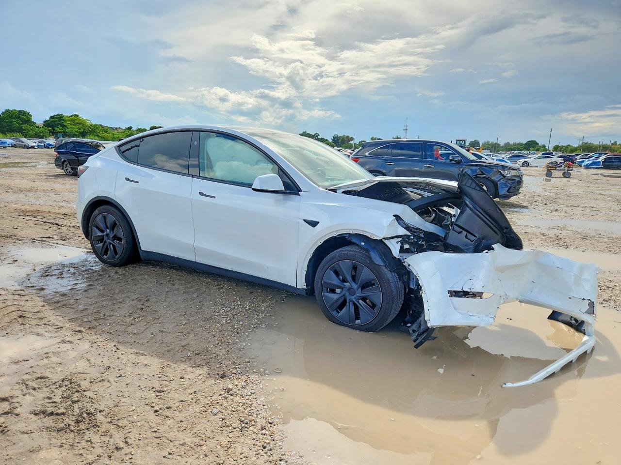 2024 TESLA MODEL Y — снимка 4