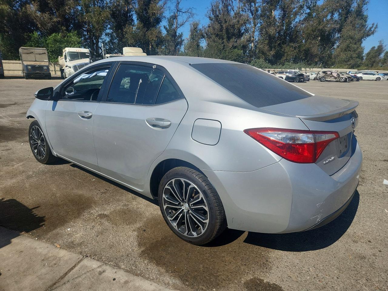 2015 TOYOTA COROLLA S PLUS — снимка 2