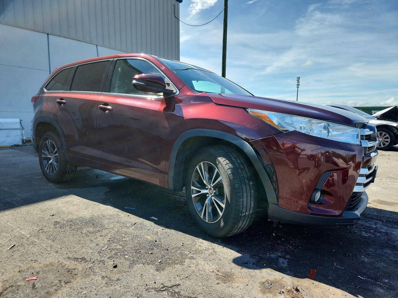 2018 TOYOTA HIGHLANDER LE PLUS — снимка 4