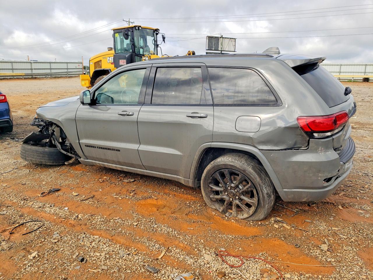 2022 JEEP GRAND CHEROKEE LAREDO E — снимка 2