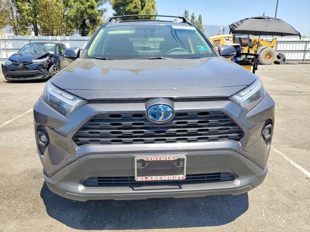 2024 TOYOTA RAV4 XLE PREMIUM — снимка 5