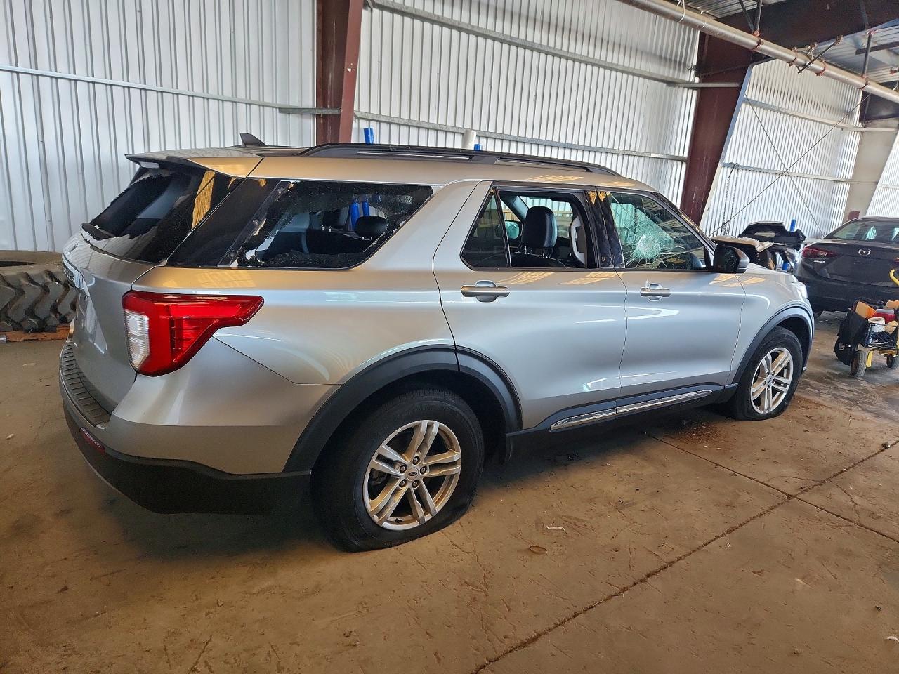 2022 FORD EXPLORER XLT — снимка 3