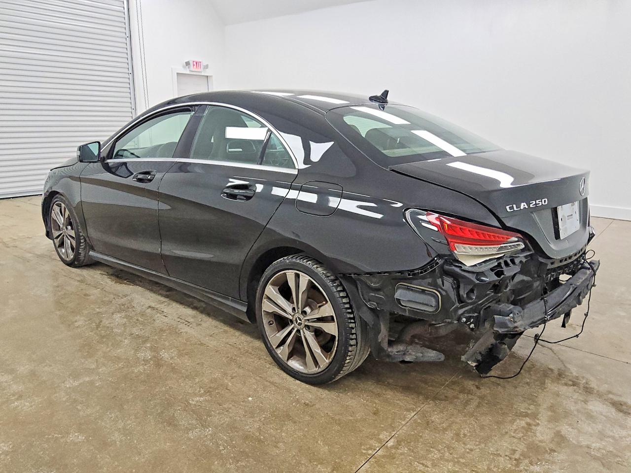 2019 MERCEDES-BENZ CLA 250 — снимка 2