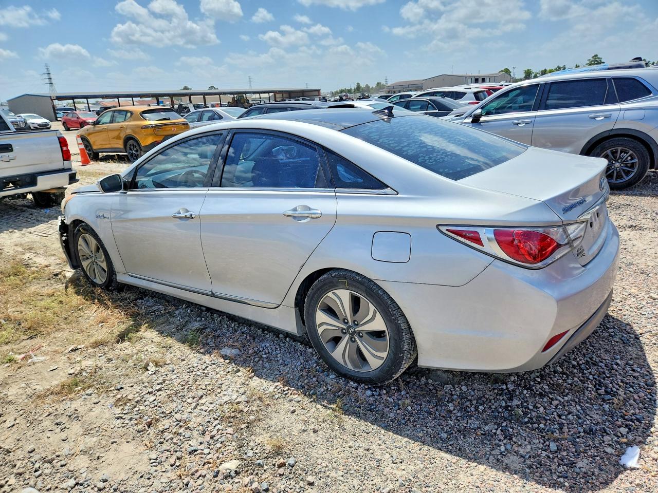 2015 HYUNDAI SONATA HYBRID LIMITED — снимка 2