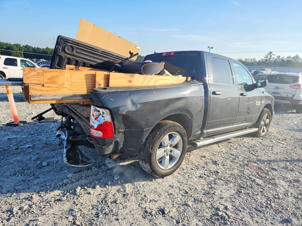 2017 RAM 1500 SLT — снимка 3