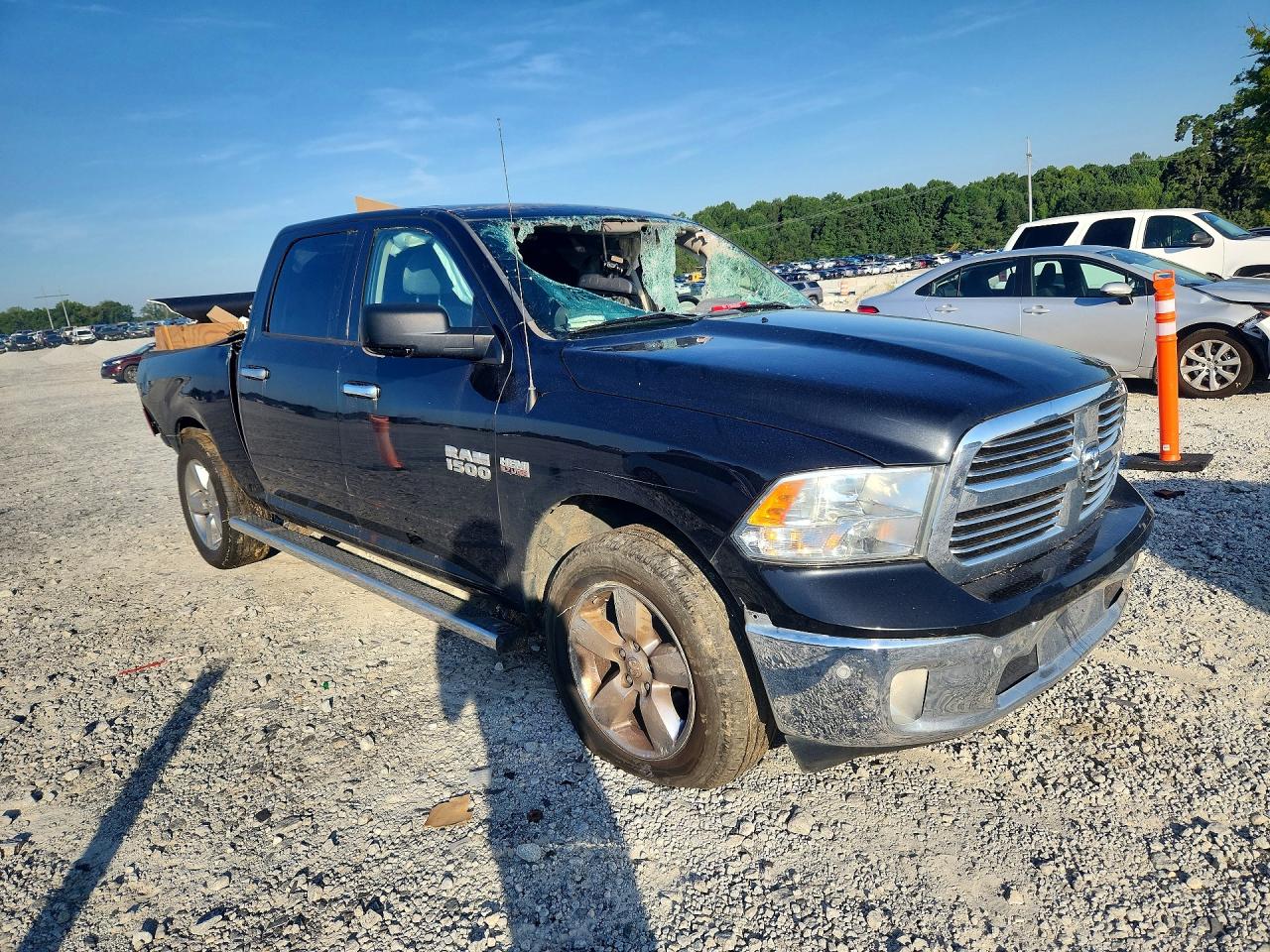 2017 RAM 1500 SLT — снимка 4