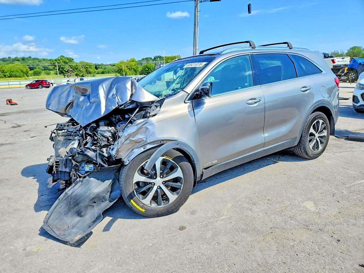 2018 KIA SORENTO EX