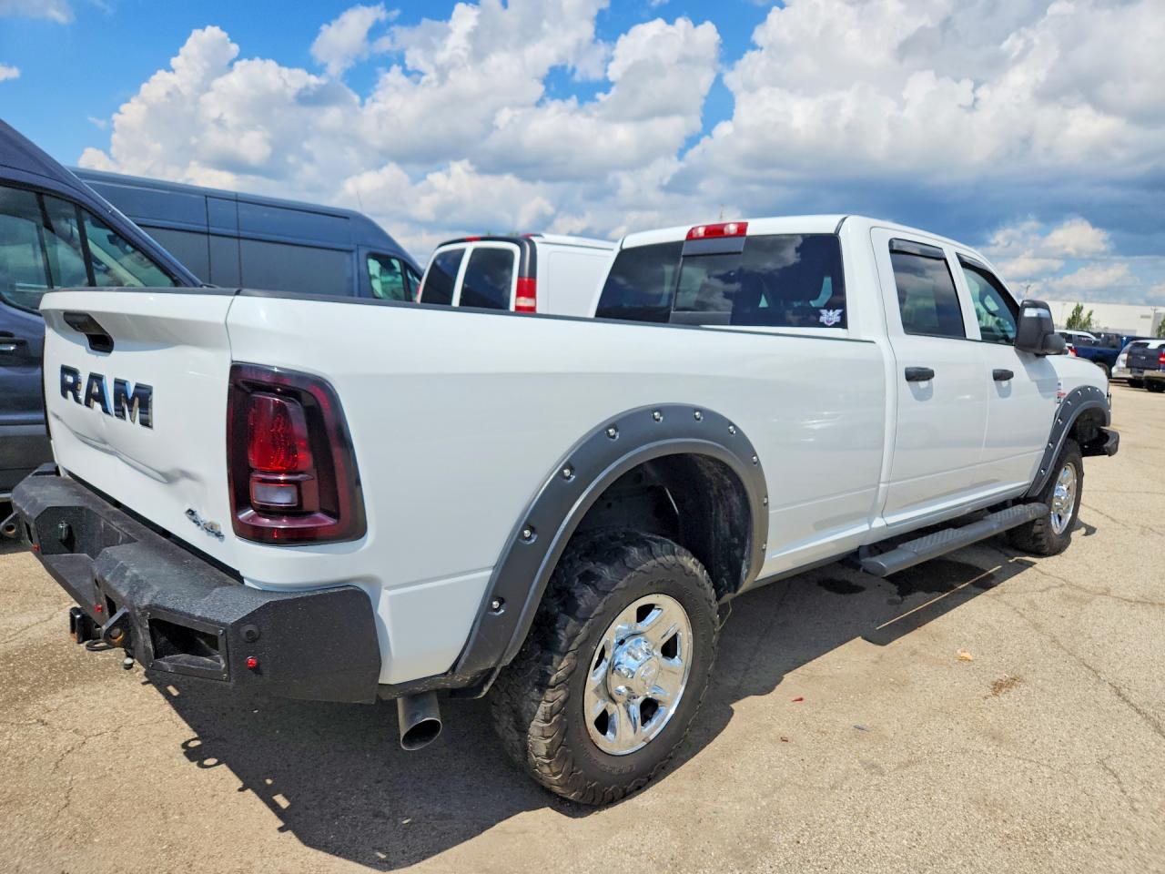 2025 RAM 3500 TRADESMAN — снимка 3