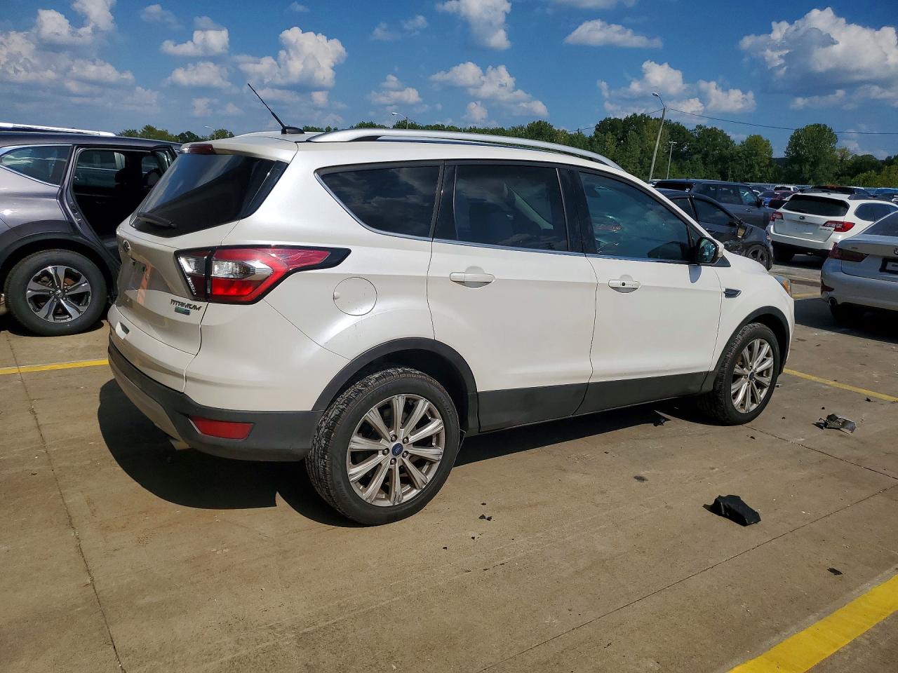 2017 FORD ESCAPE TITANIUM — снимка 3