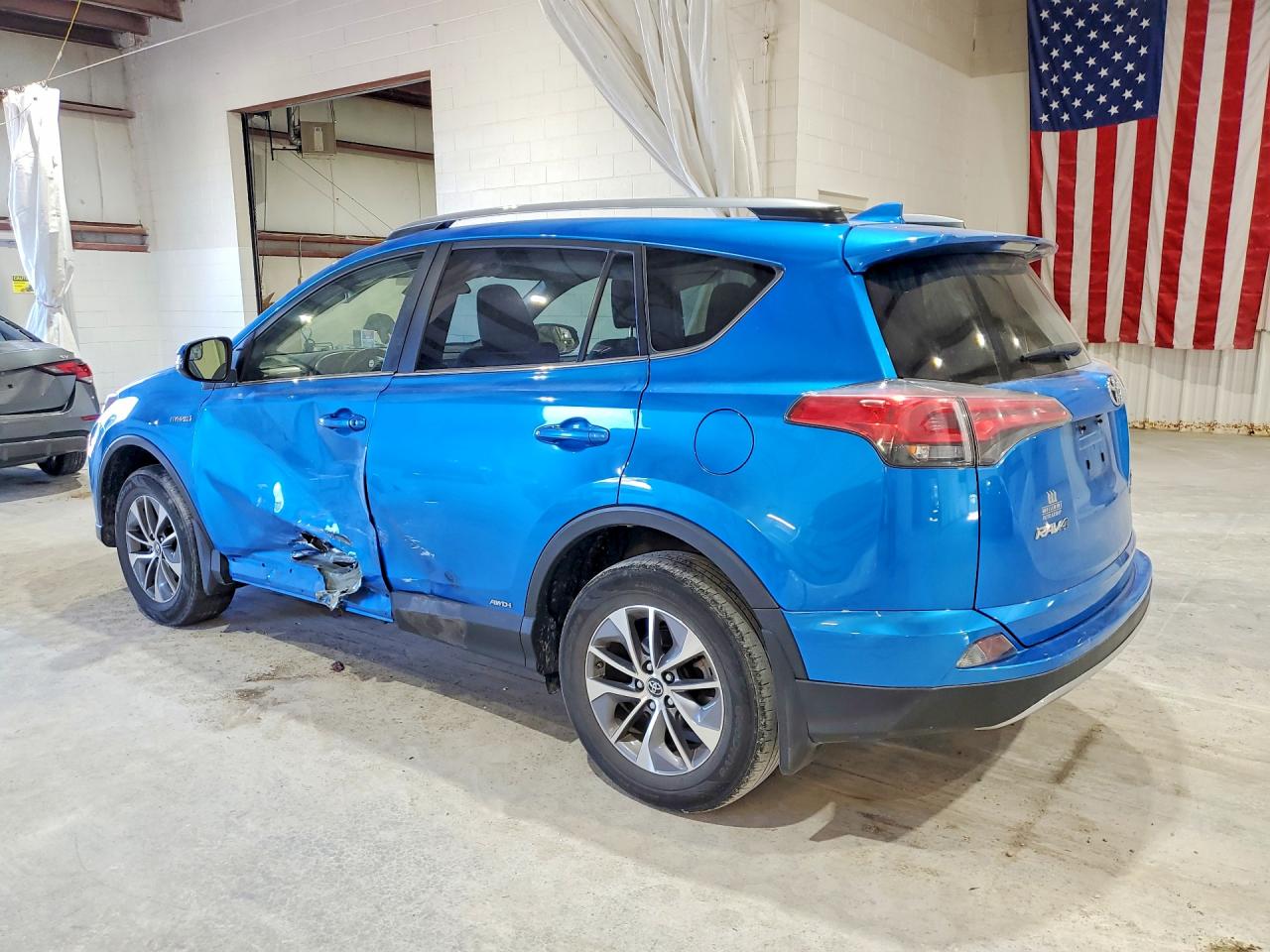 2018 TOYOTA RAV 4 — снимка 2