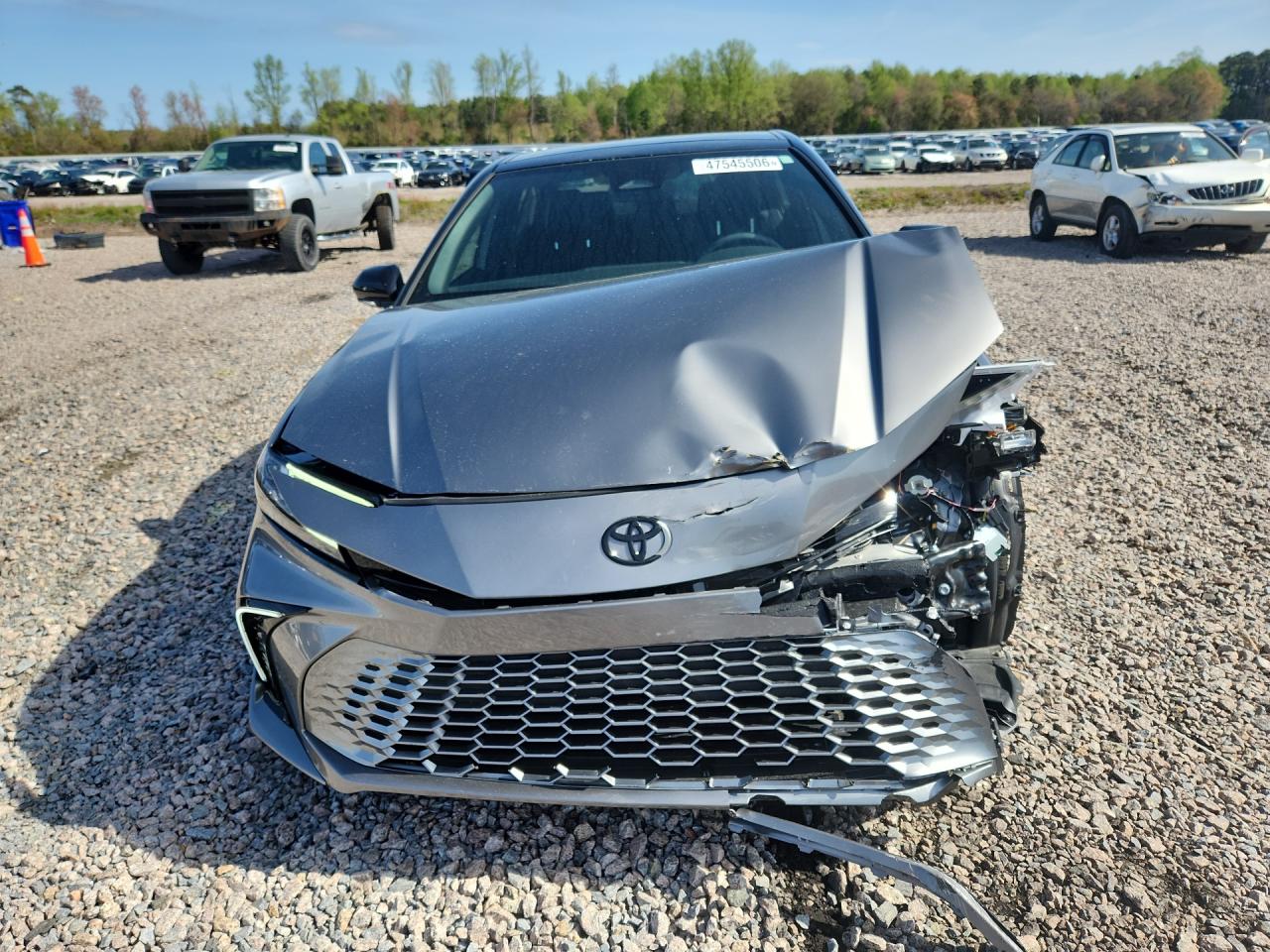2025 TOYOTA CAMRY XSE — снимка 5