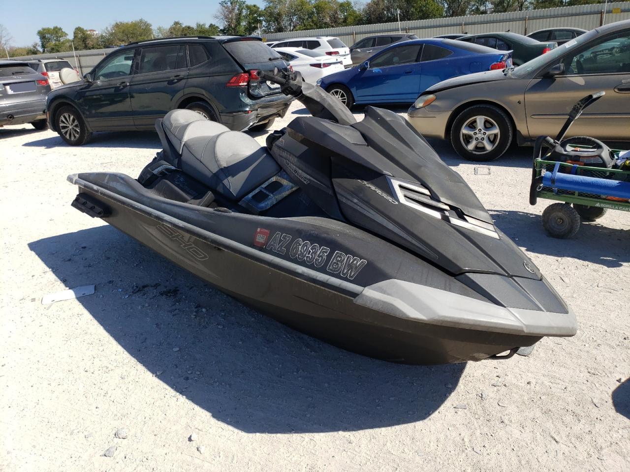 2012 YAMAHA JETSKI1