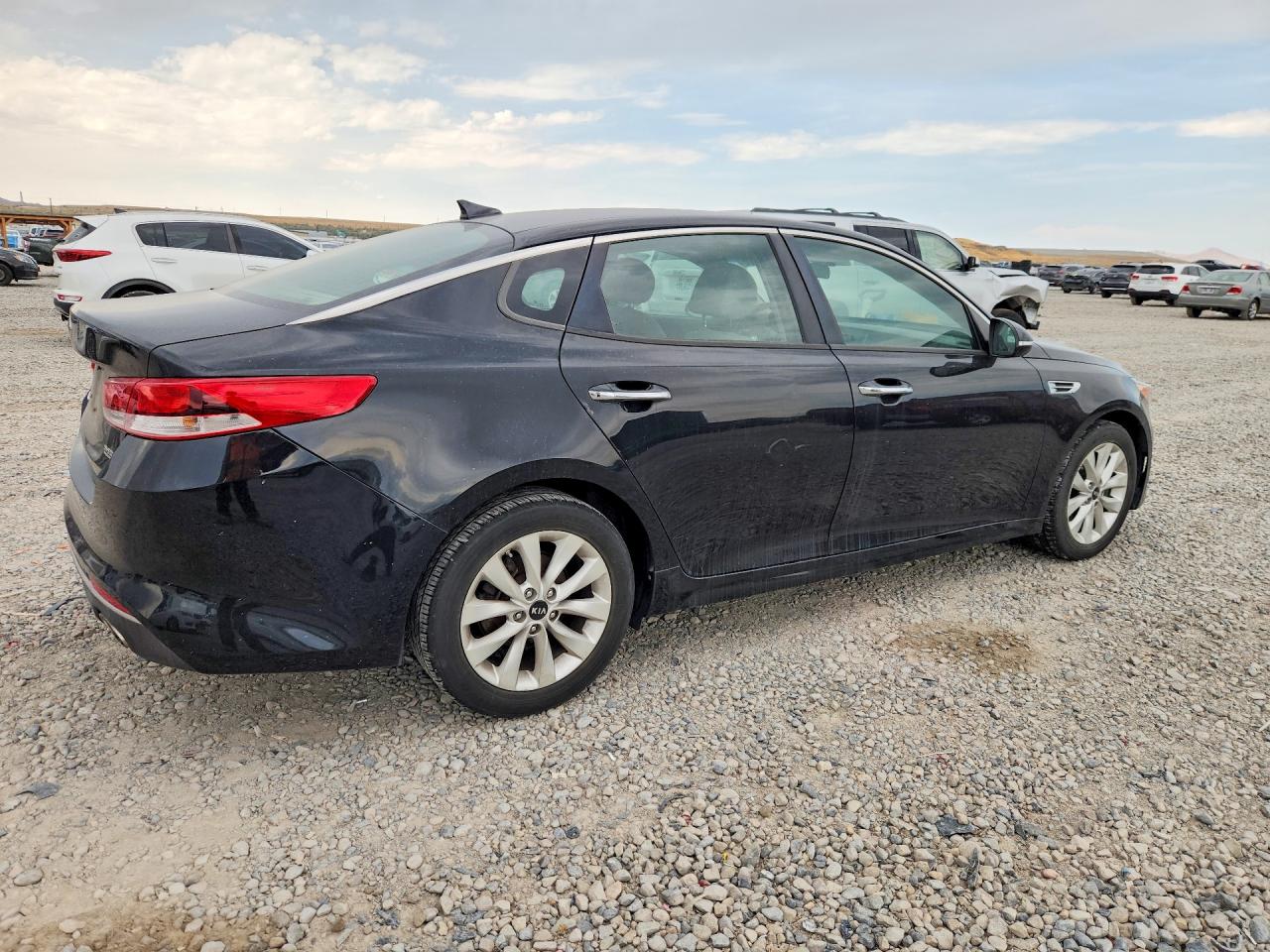 2016 KIA OPTIMA LX — снимка 3