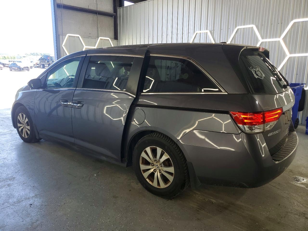 2016 HONDA ODYSSEY EXL — снимка 2