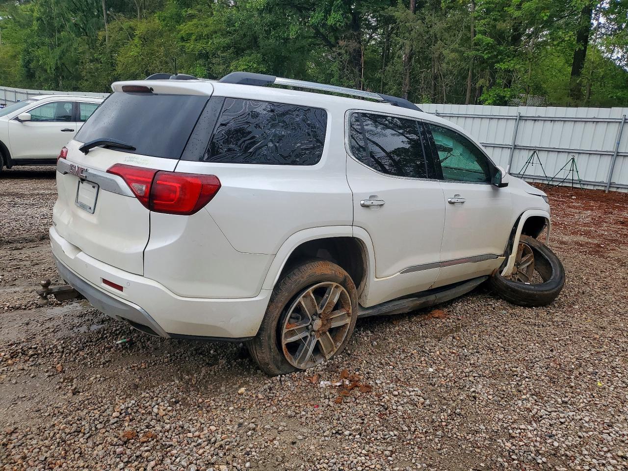 2019 GMC ACADIA DENALI — снимка 3