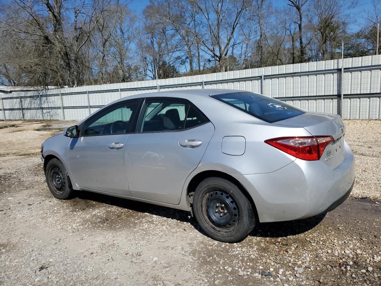 2017 TOYOTA COROLLA L — снимка 2