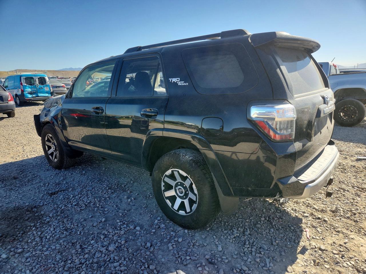 2019 TOYOTA 4RUNNER TRD OFF-ROAD PREMIUM — снимка 2