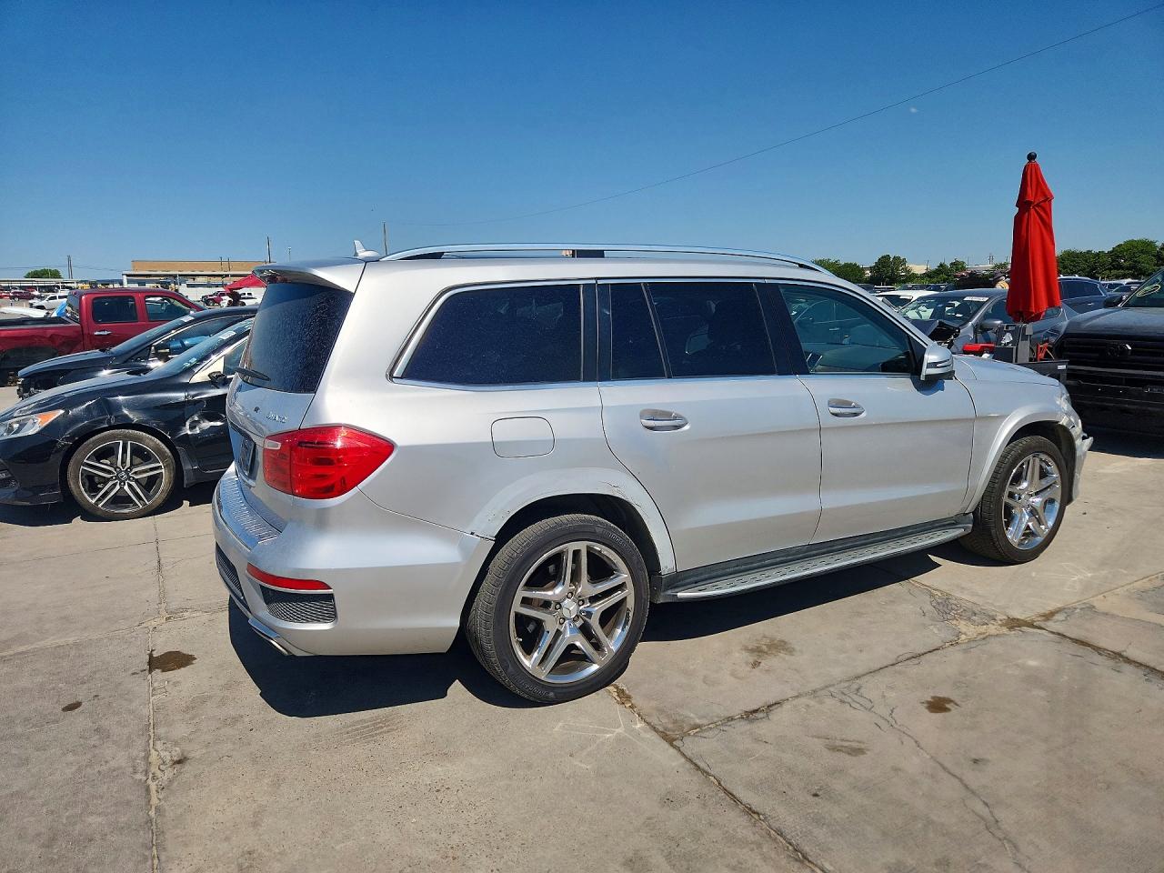 2013 MERCEDES-BENZ GL 550 4MATIC — снимка 3