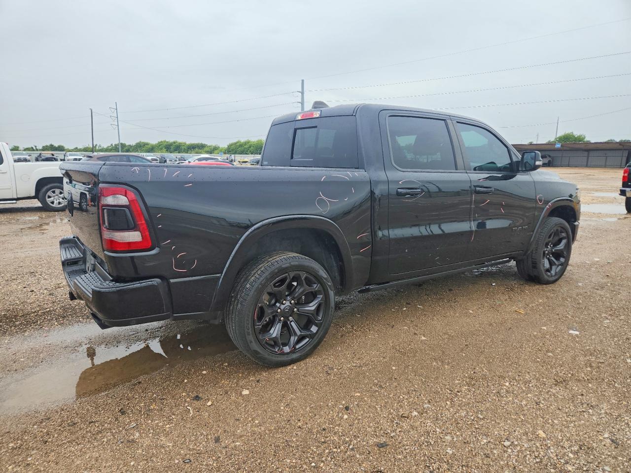 2021 RAM 1500 LIMITED — снимка 3