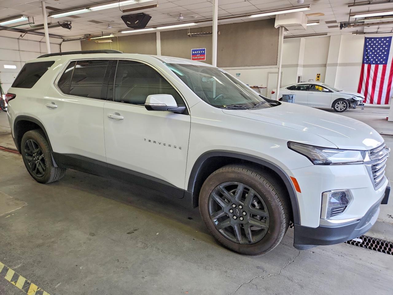 2023 CHEVROLET TRAVERSE LT — снимка 4