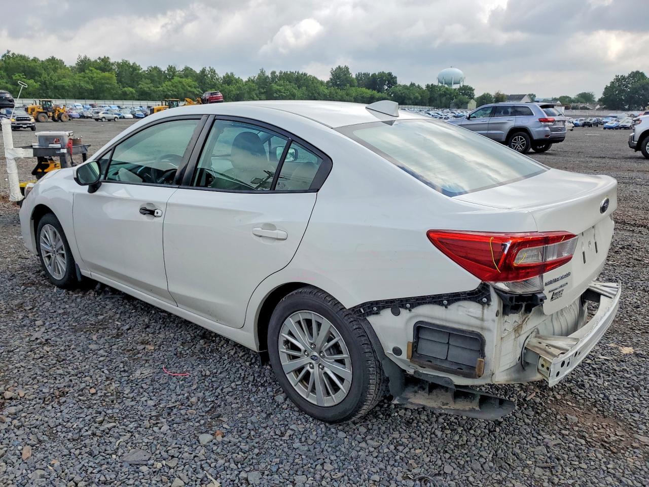 2017 SUBARU IMPREZA PREMIUM — снимка 2