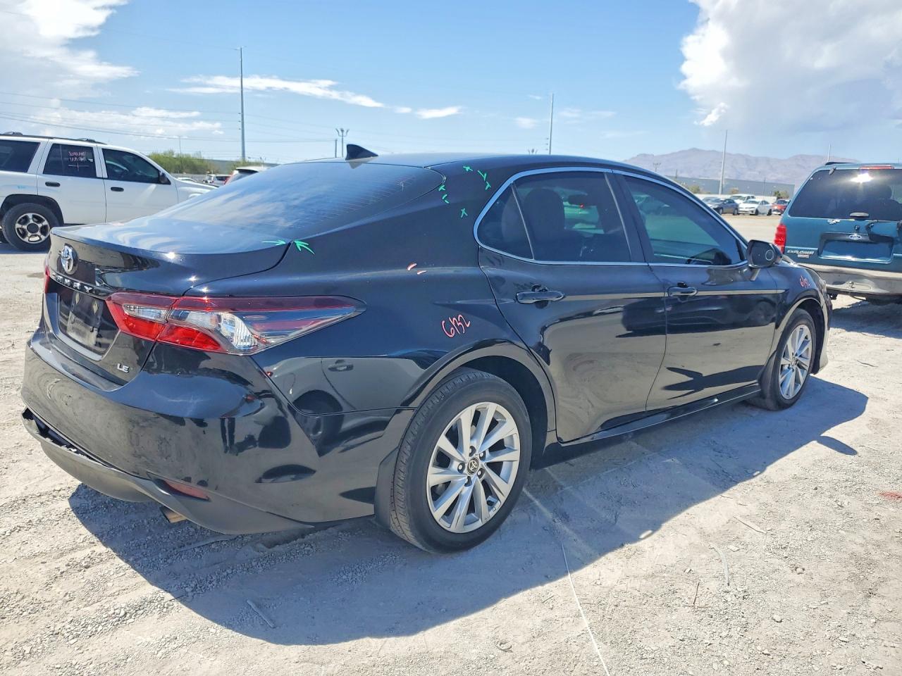 2023 TOYOTA CAMRY LE — снимка 3