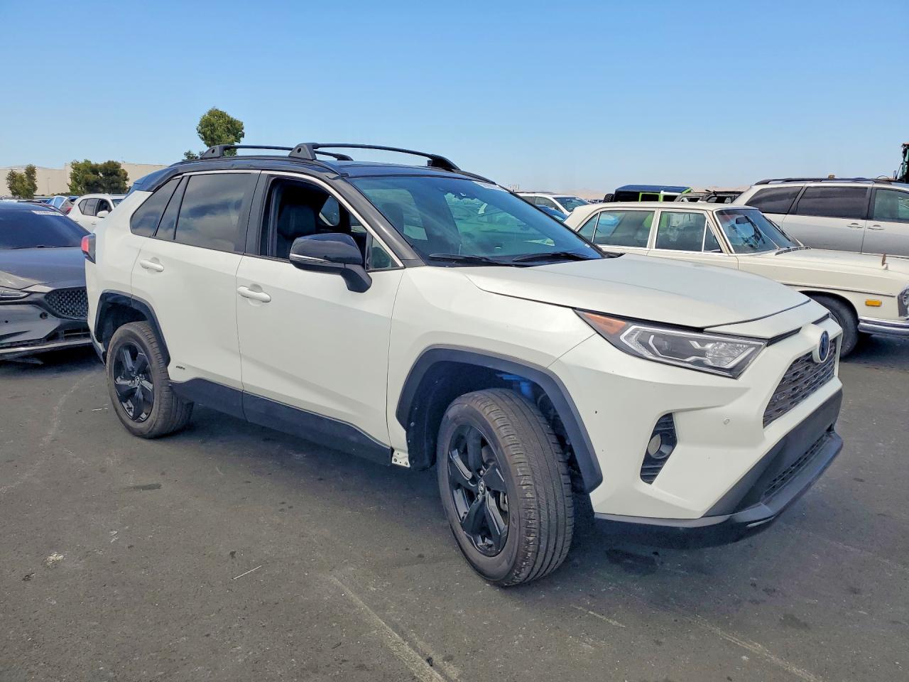 2021 TOYOTA RAV4 XSE — снимка 4