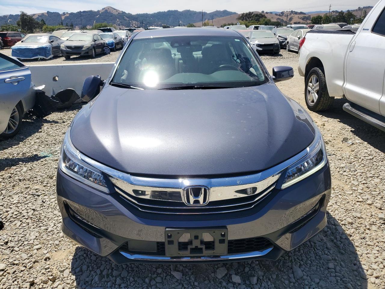2017 HONDA ACCORD TOURING — снимка 5