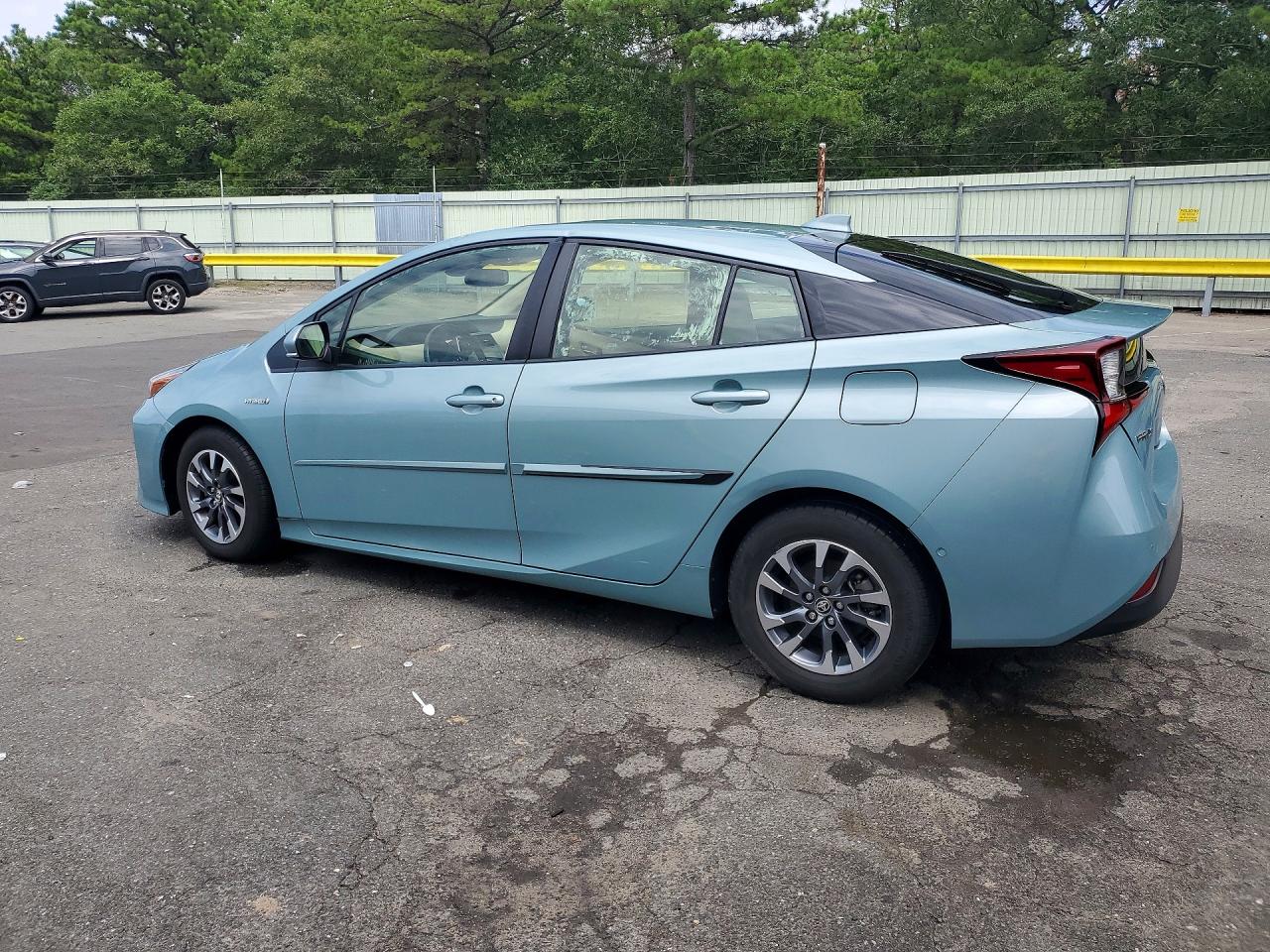 2022 TOYOTA PRIUS XLE — снимка 2
