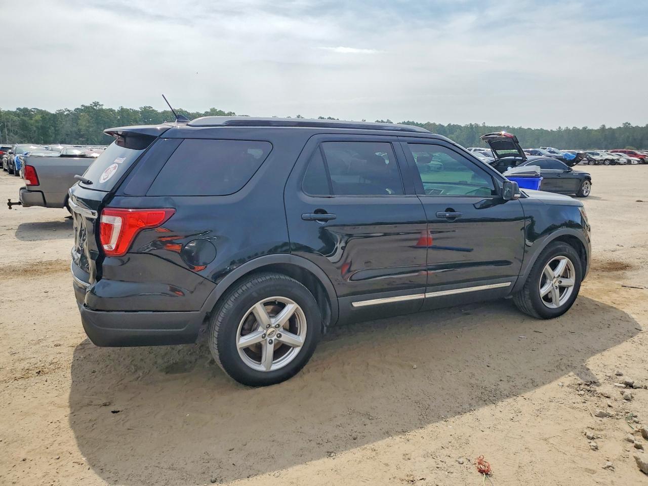 2018 FORD EXPLORER XLT — снимка 3