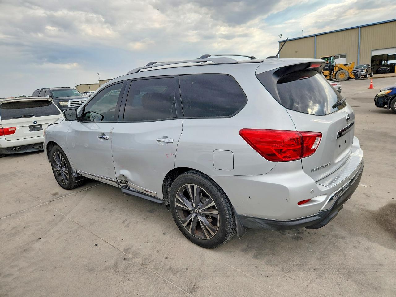 2017 NISSAN PATHFINDER PLATINUM — снимка 2