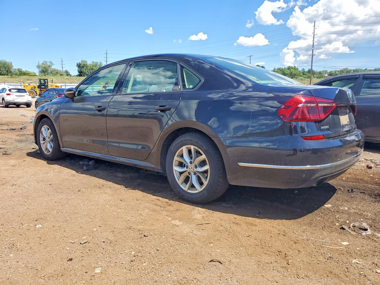2018 VOLKSWAGEN PASSAT S — снимка 2
