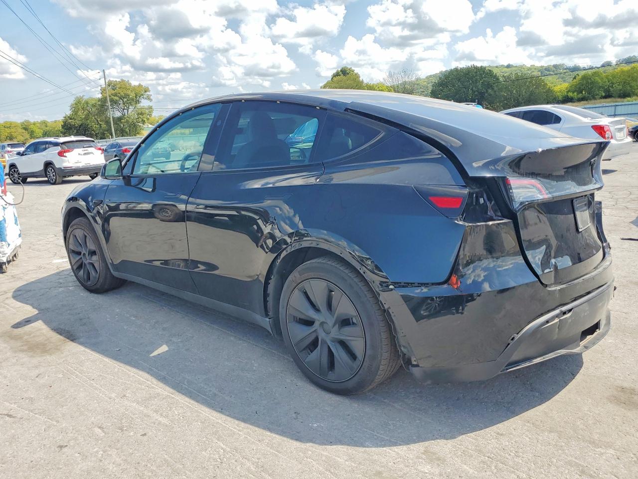 2024 TESLA MODEL Y — снимка 2