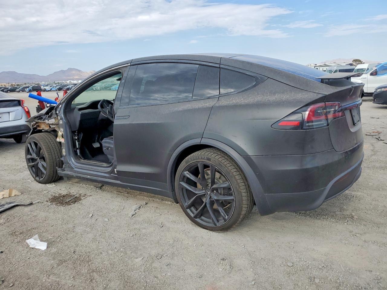 2022 TESLA MODEL X — снимка 2