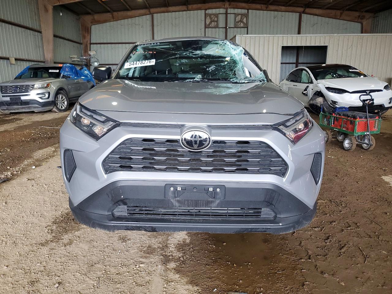 2025 TOYOTA RAV4 LE — снимка 5