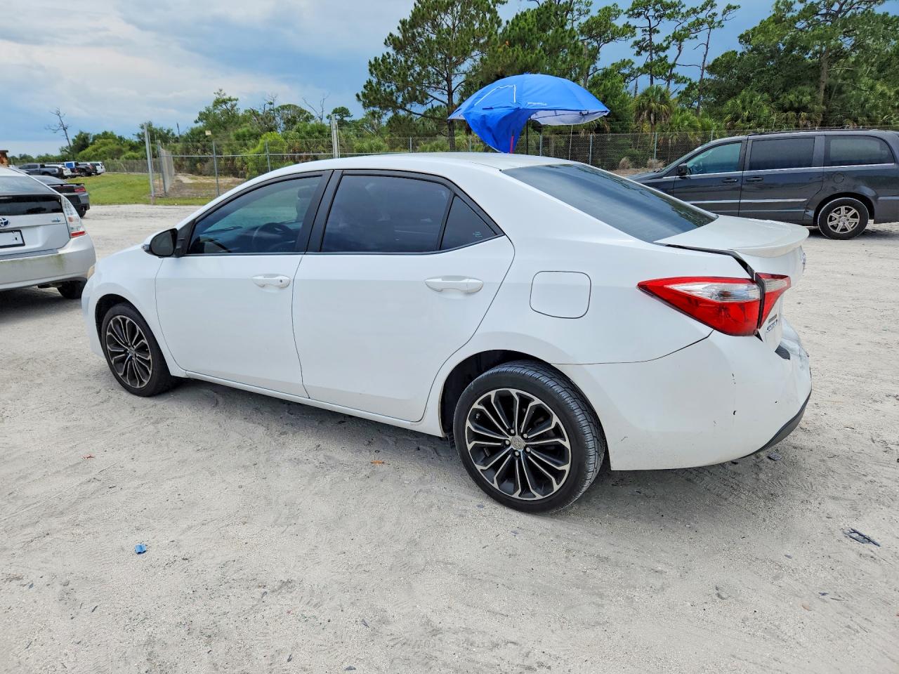 2015 TOYOTA COROLLA S PLUS — снимка 2