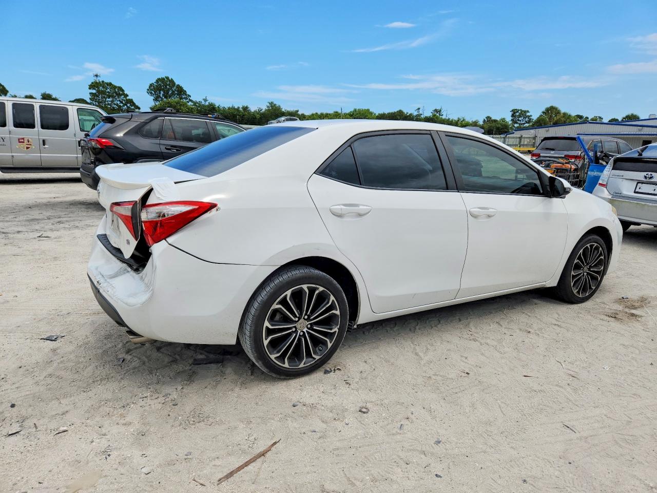 2015 TOYOTA COROLLA S PLUS — снимка 3