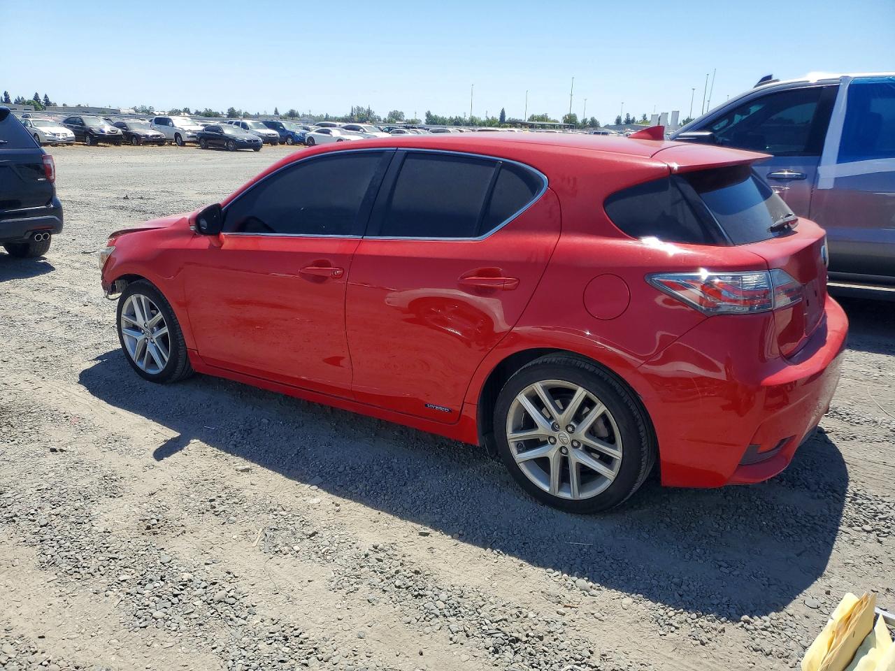 2017 LEXUS CT 200 — снимка 2