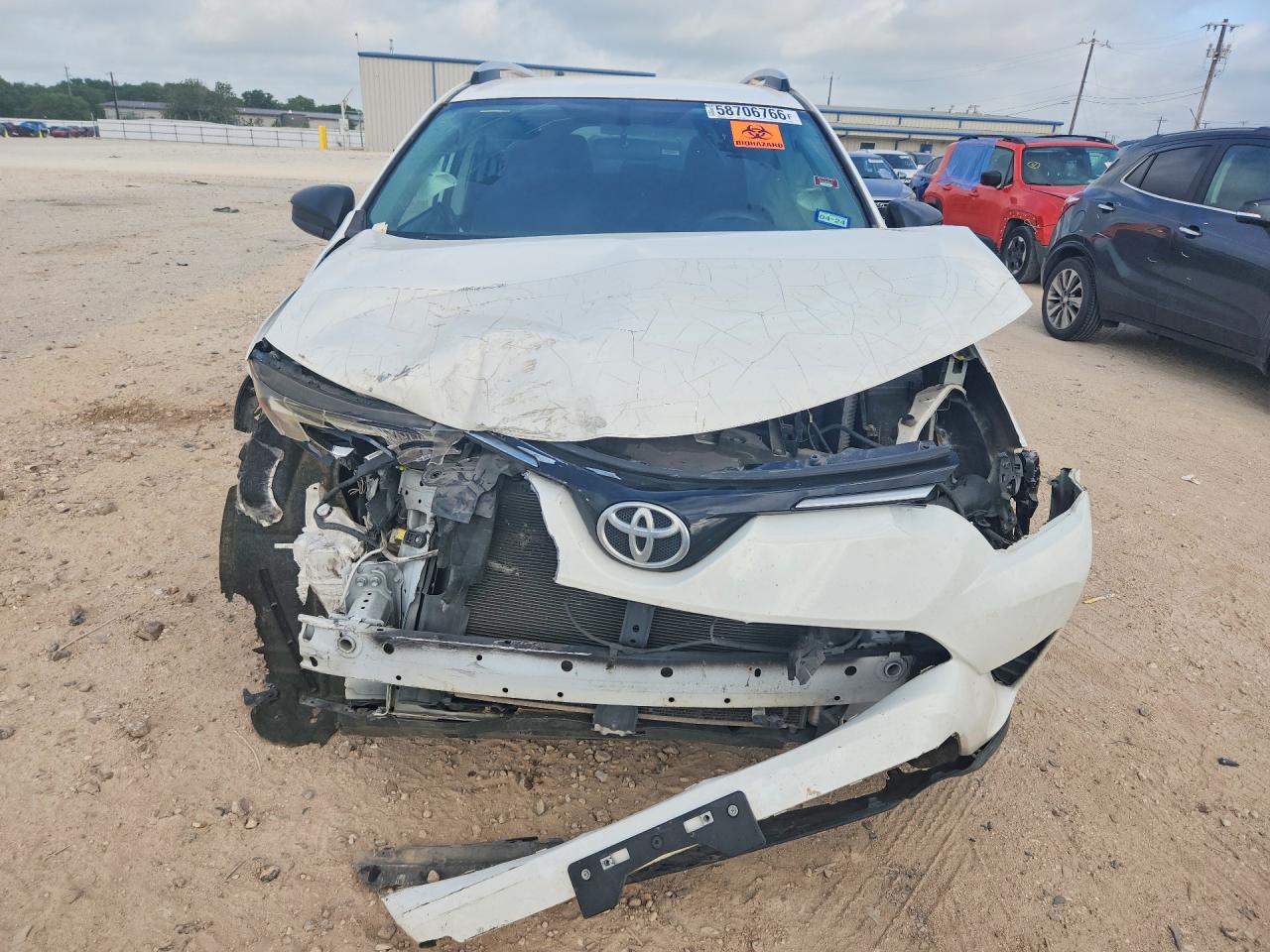 2016 TOYOTA RAV4 LE — снимка 5
