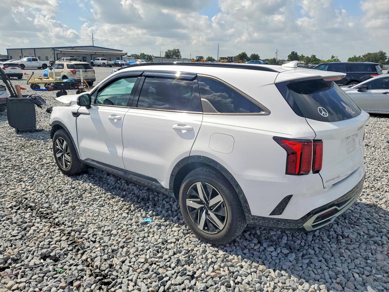 2023 KIA SORENTO S — снимка 2
