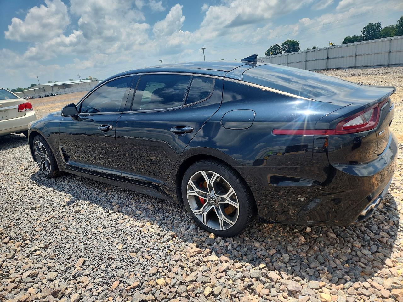 2019 KIA STINGER GT — снимка 2