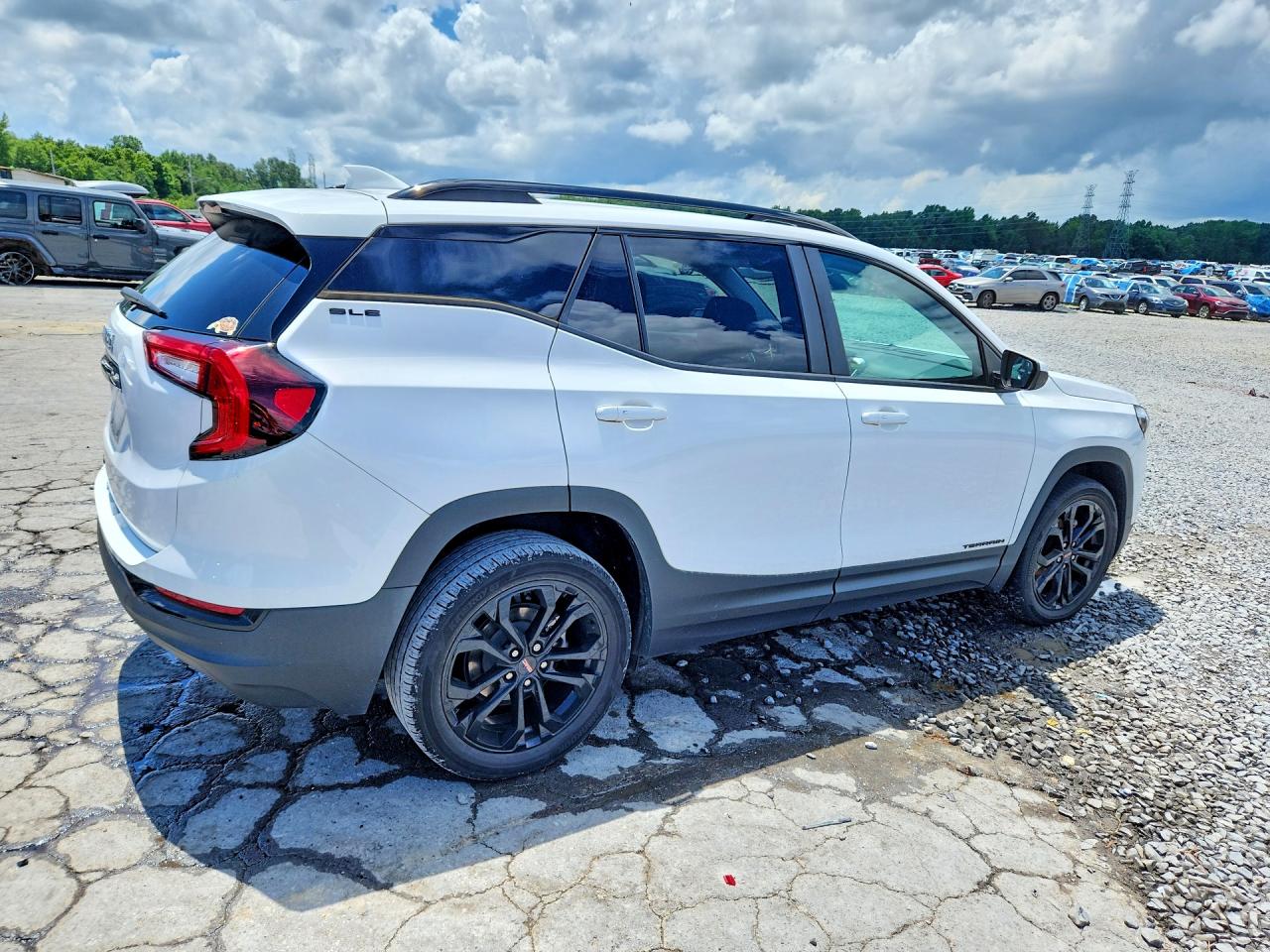 2022 GMC TERRAIN SLE — снимка 3