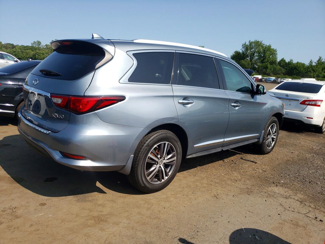 2017 INFINITI QX60 BASE — снимка 3